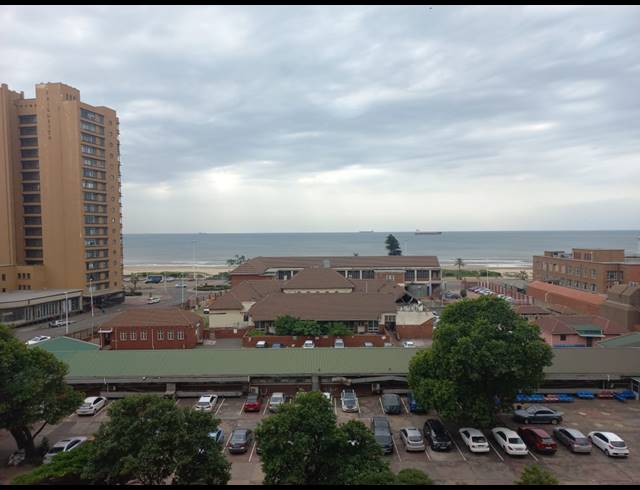1.5 BEDROOM FLAT FOR SALE IN SOUTH BEACH
